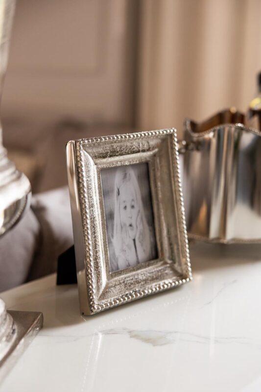 RAMKA NA ZDJĘCIE srebrna z cyny klasyczna 16x22 cm