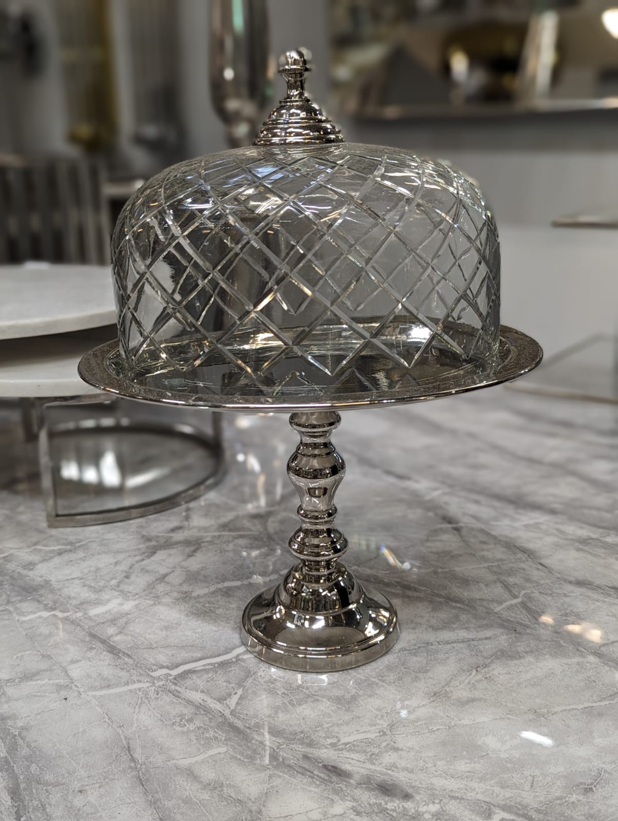 patera-owalna-ze-szklana-oslonka-na-nozce-klasyczna-