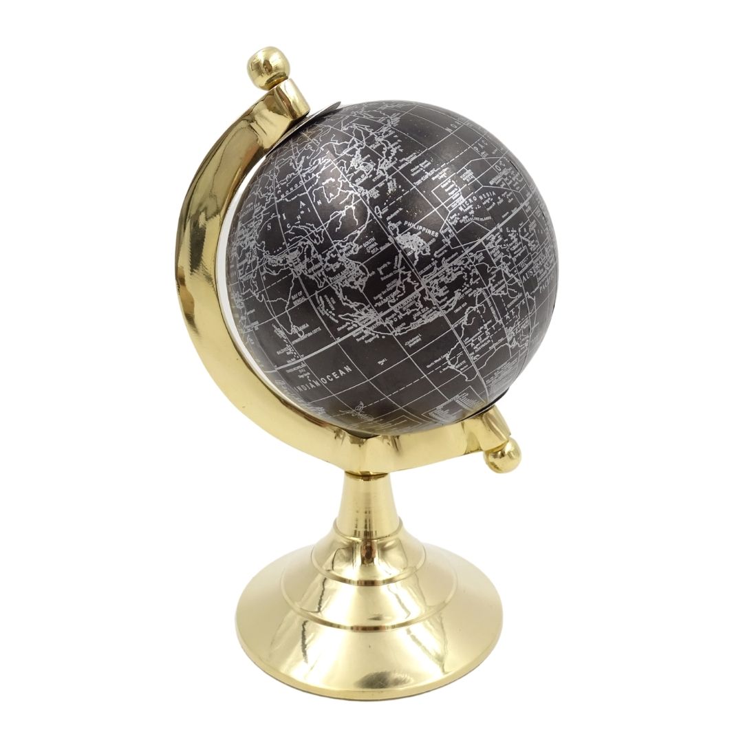 DEKORATIVER GLOBUS mit goldenem Sockel und schwarz-silberner Karte, moderner Stil DEKORATIVER GLOBUS mit goldenem Sockel und schwarz-silberner Karte, moderner Stil